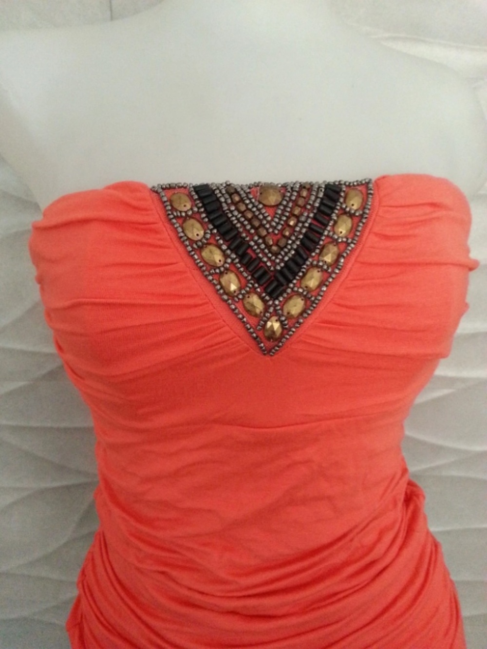 NWT bebe 2b orange sequin studded beaded embellished strapless cutout tube top - Picture 2 of 4